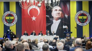 Fenerbahçe eski başkanı Aziz Yıldırım’dan yönetime sert sözler: ‘Fenerbahçe çürümüşlük içinde’